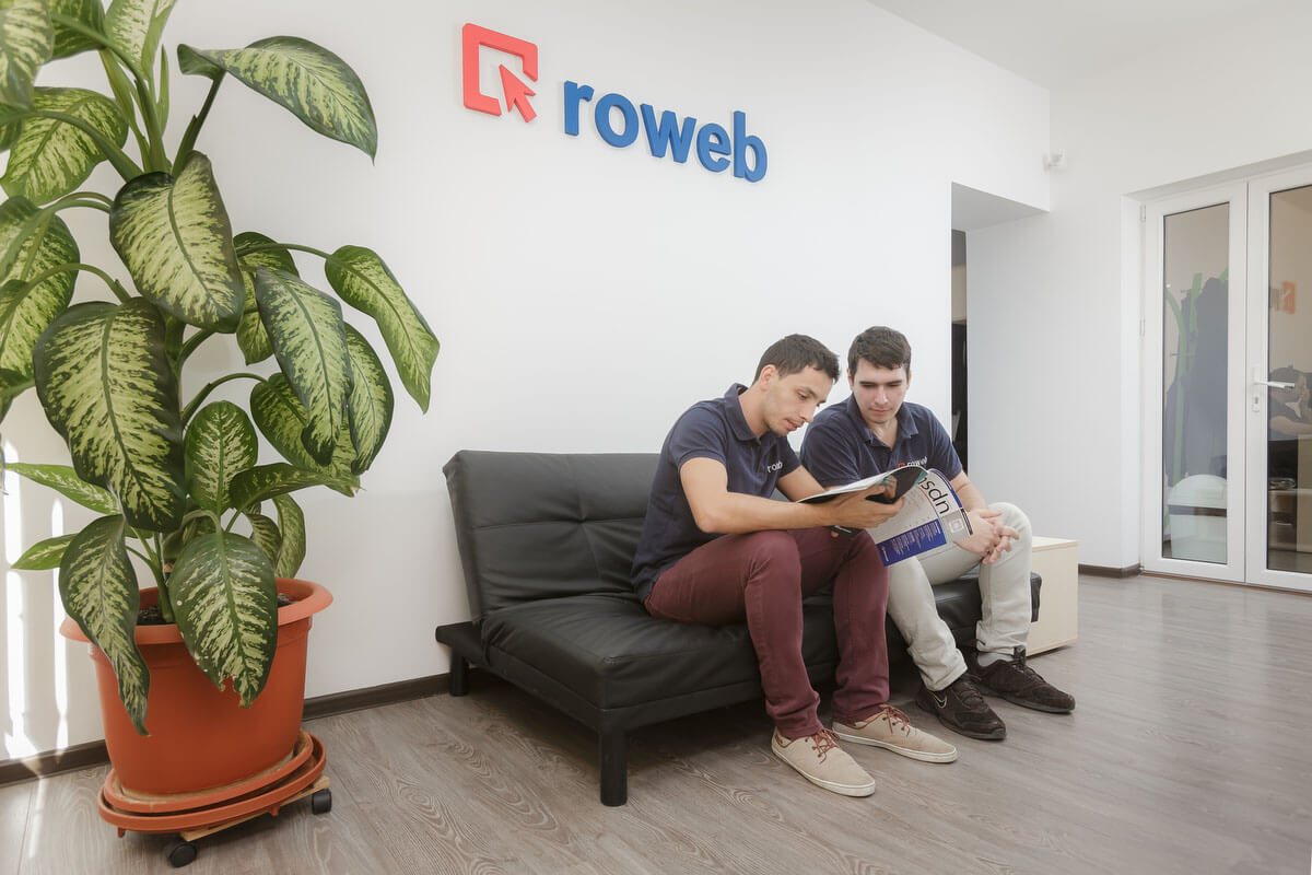 Roweb - About us